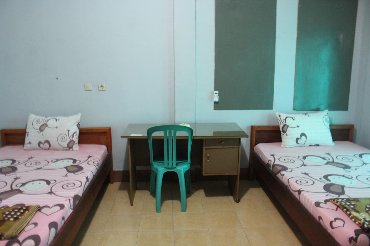 Penginapan Artha Praya Exterior foto